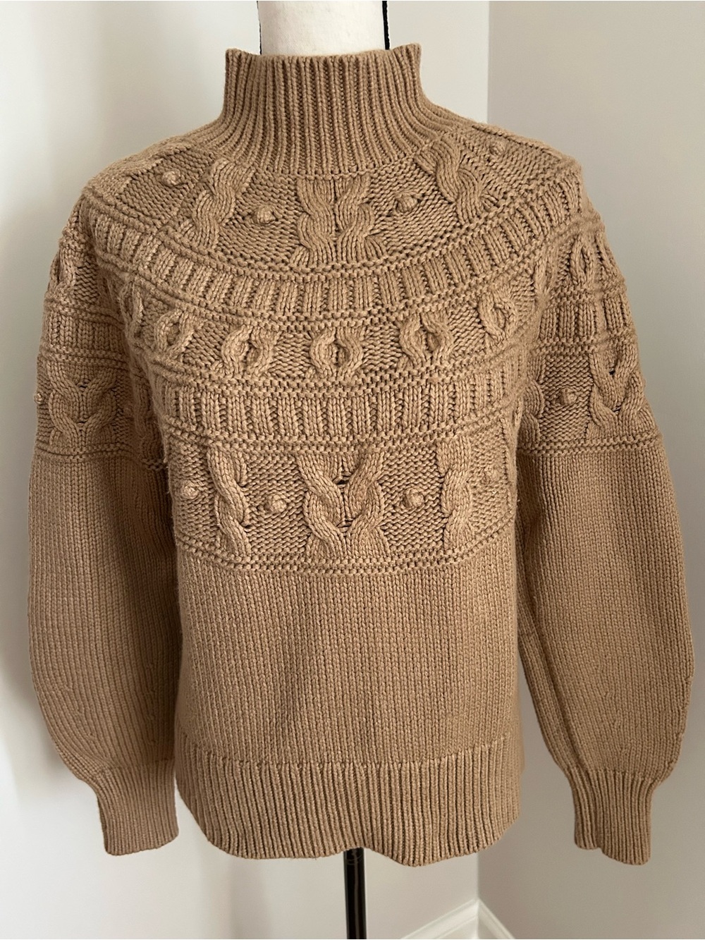 Banana Republic Camel Cable Knit Turtleneck Sweater SZ S